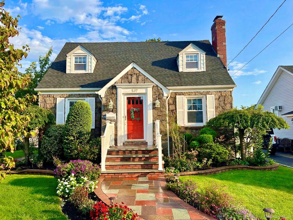 199 Claxton Avenue, Bellmore, NY 11710 — exterior