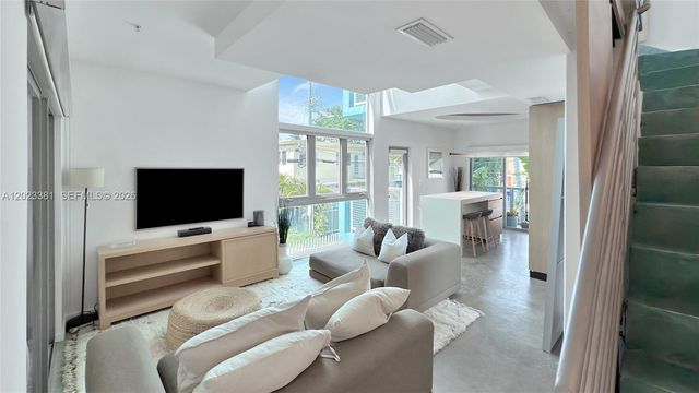 734 Michigan Ave 7, Miami Beach, FL 33139