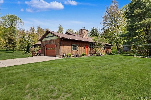 7871 Sisson Highway, Eden, NY 14057