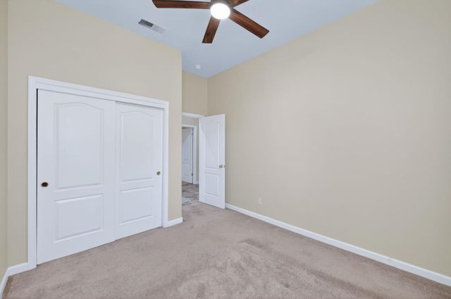 794 Applegate Avenue, Clovis, CA 93611
