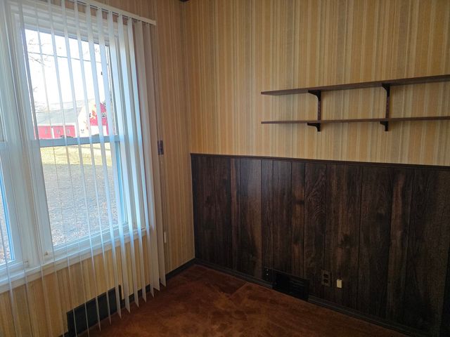 705 W Commercial Street, Lyndon, IL 61261