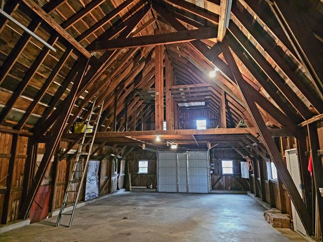 705 W Commercial Street, Lyndon, IL 61261