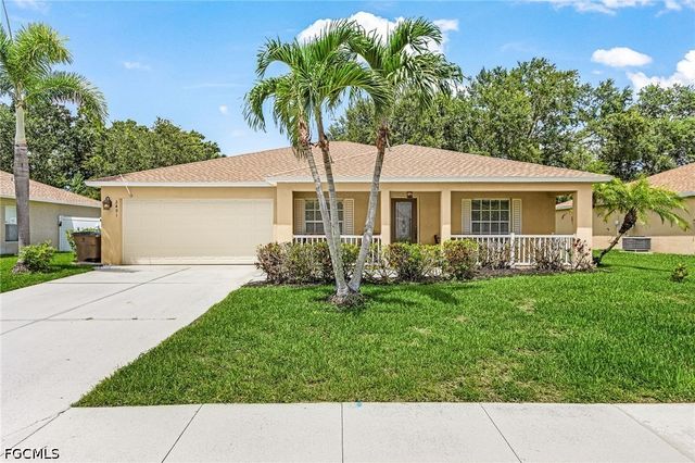 2491 Hawks Preserve DR, Fort Myers, FL 33905