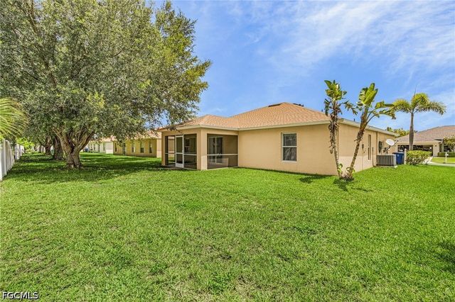 2491 Hawks Preserve DR, Fort Myers, FL 33905