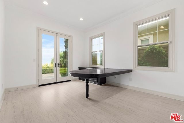 7391 Coastal View Drive, Los Angeles, CA 90045