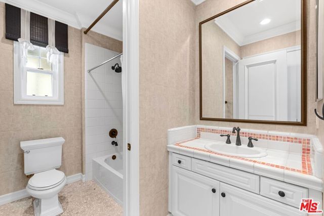 7391 Coastal View Drive, Los Angeles, CA 90045