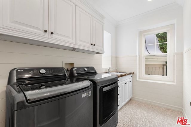 7391 Coastal View Drive, Los Angeles, CA 90045