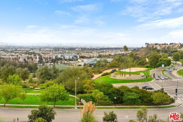 7391 Coastal View Drive, Los Angeles, CA 90045