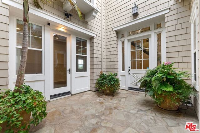 7391 Coastal View Drive, Los Angeles, CA 90045
