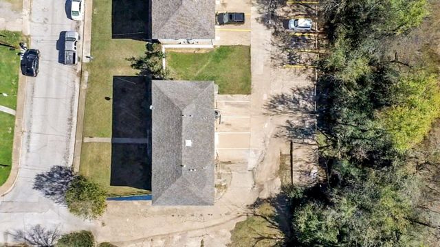 2216 Riverview Drive A-D, Irving, TX 75060