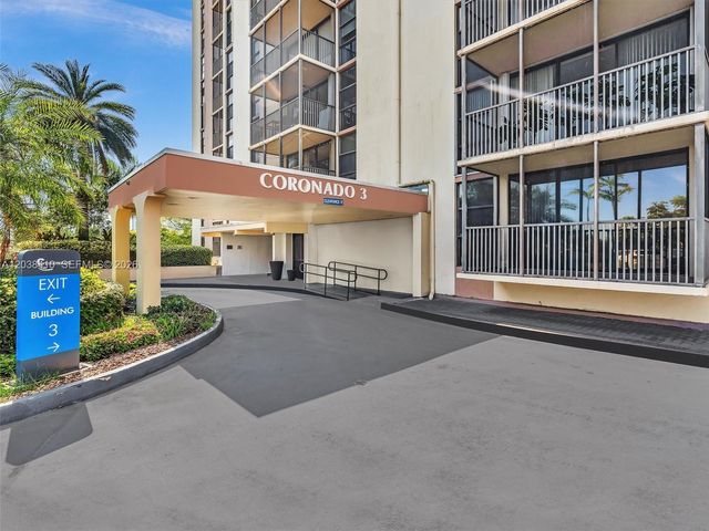 20379 W Country Club Drive 1437, Aventura, FL 33180