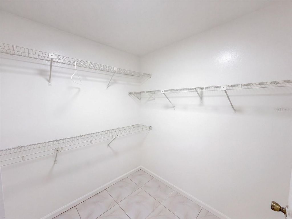 Image 19 of property listing at 14725 EAGLES CROSSING DRIVE, Orlando, FL 32837