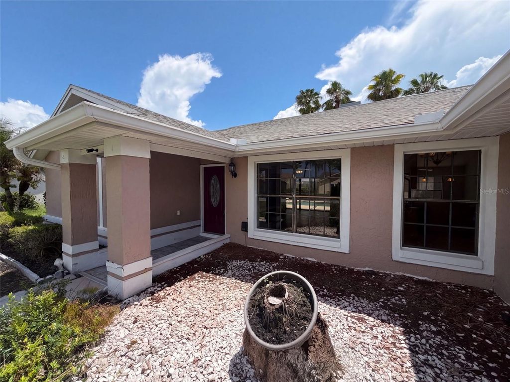 Image 23 of property listing at 14725 EAGLES CROSSING DRIVE, Orlando, FL 32837