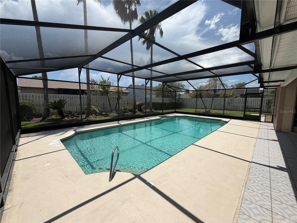 Image 27 of property listing at 14725 EAGLES CROSSING DRIVE, Orlando, FL 32837