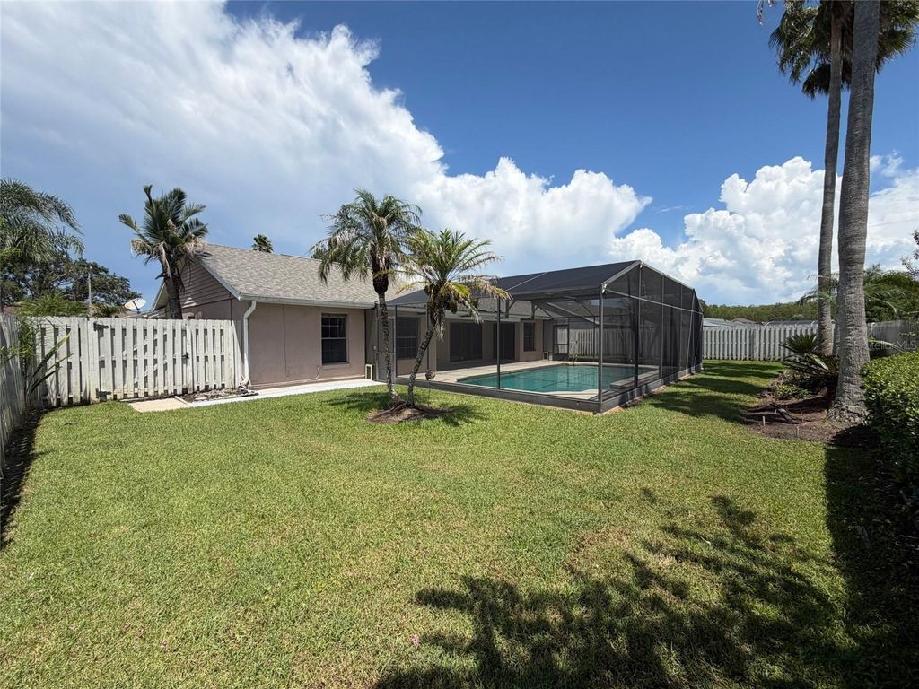 Image 29 of property listing at 14725 EAGLES CROSSING DRIVE, Orlando, FL 32837