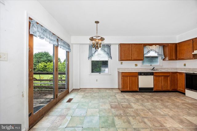 6617 CHRISTY ACRES CT, Mount Airy, MD 21771