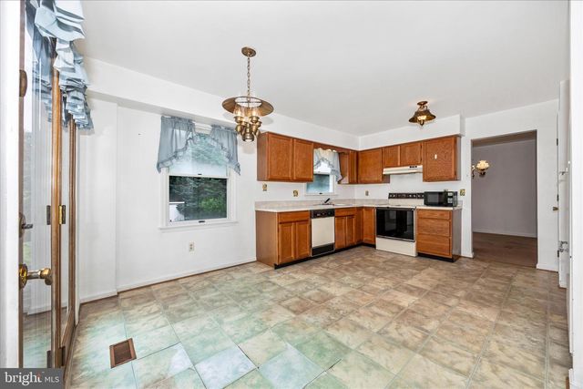 6617 CHRISTY ACRES CT, Mount Airy, MD 21771