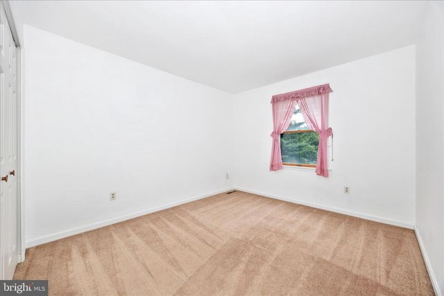 6617 CHRISTY ACRES CT, Mount Airy, MD 21771