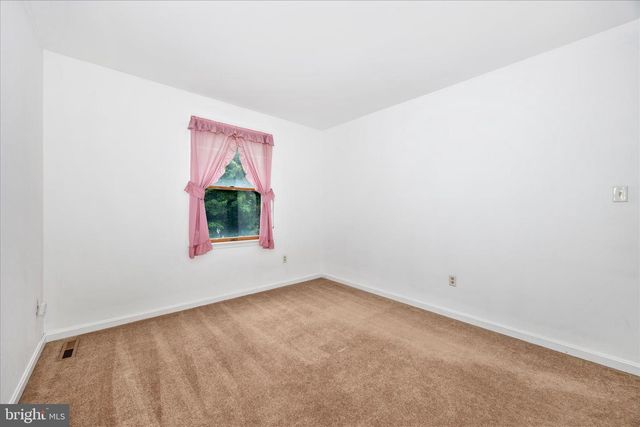 6617 CHRISTY ACRES CT, Mount Airy, MD 21771