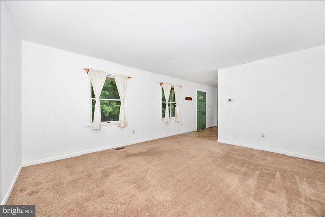 6617 CHRISTY ACRES CT, Mount Airy, MD 21771