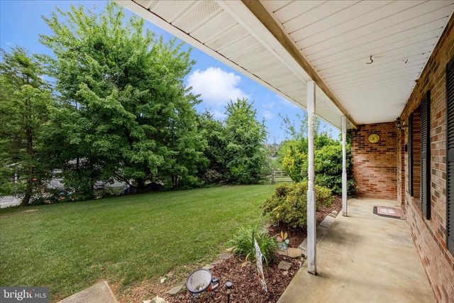 6617 CHRISTY ACRES CT, Mount Airy, MD 21771