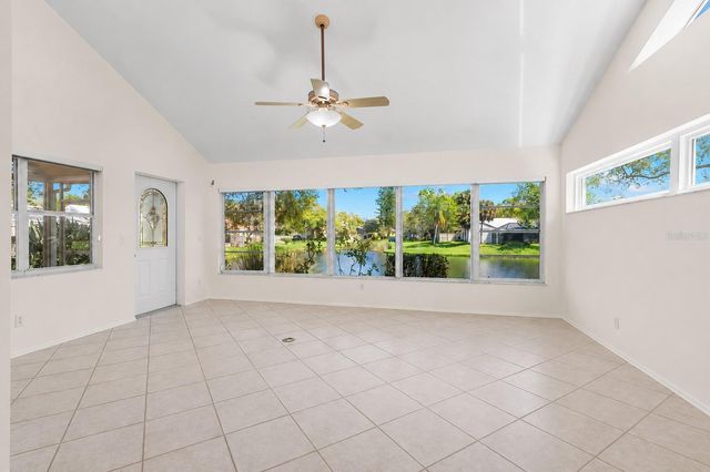 523 PADUA CIRCLE NE, St Petersburg, FL 33703
