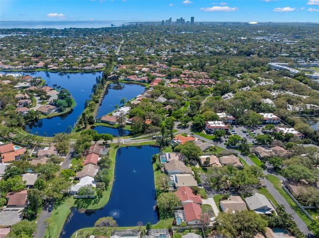 523 PADUA CIRCLE NE, St Petersburg, FL 33703