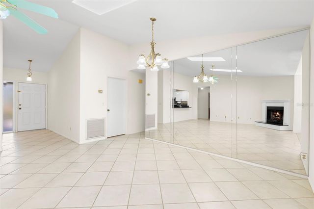523 PADUA CIRCLE NE, St Petersburg, FL 33703
