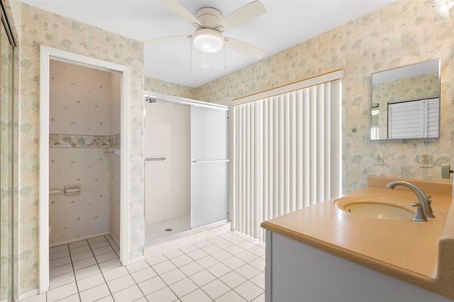 523 PADUA CIRCLE NE, St Petersburg, FL 33703