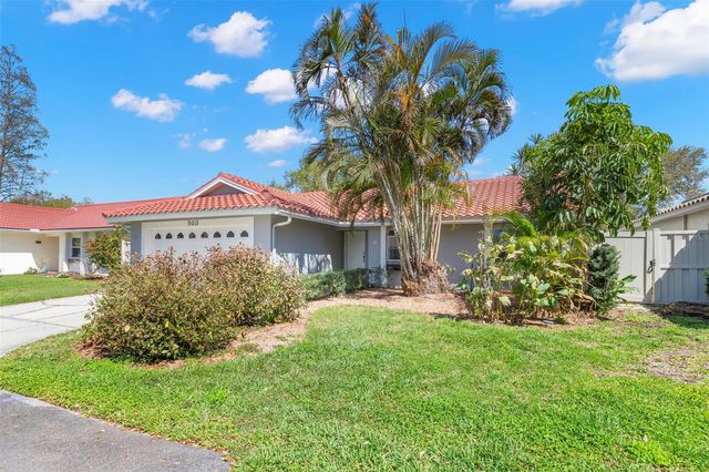 523 PADUA CIRCLE NE, St Petersburg, FL 33703