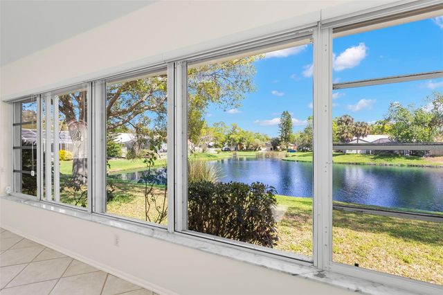 523 PADUA CIRCLE NE, St Petersburg, FL 33703