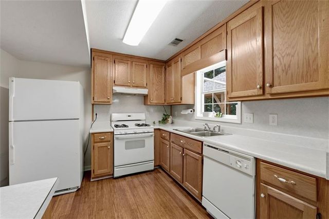 811 Overlook Trail, Canton, GA 30115