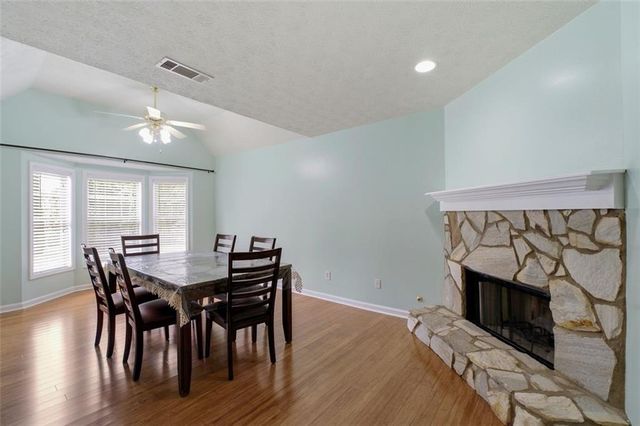 811 Overlook Trail, Canton, GA 30115