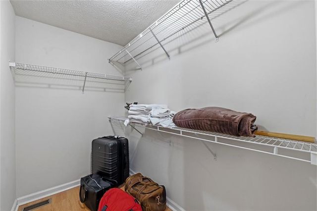 811 Overlook Trail, Canton, GA 30115