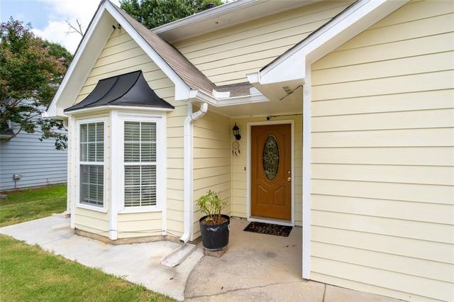 811 Overlook Trail, Canton, GA 30115