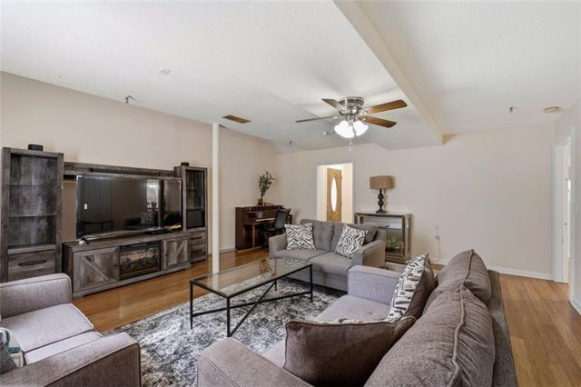 811 Overlook Trail, Canton, GA 30115