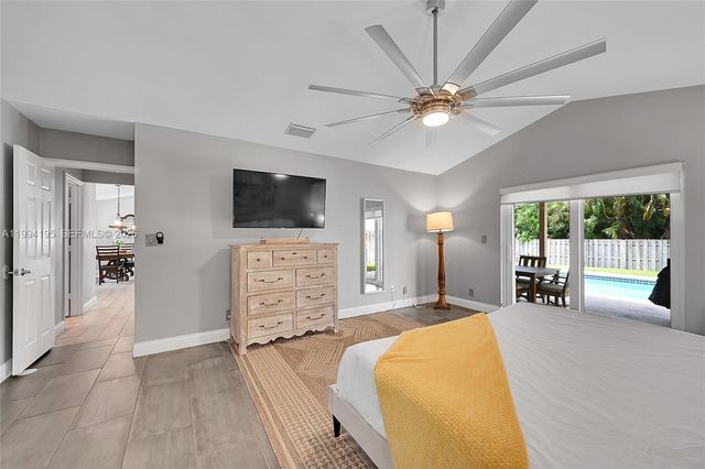 9841 SW 1st St 9841, Plantation, FL 33324