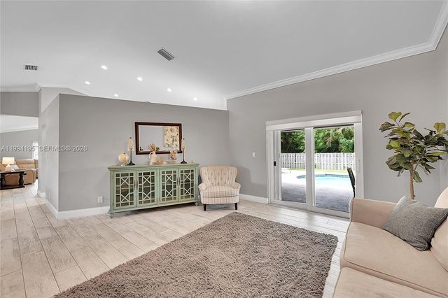 9841 SW 1st St 9841, Plantation, FL 33324