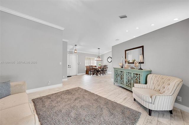 9841 SW 1st St 9841, Plantation, FL 33324