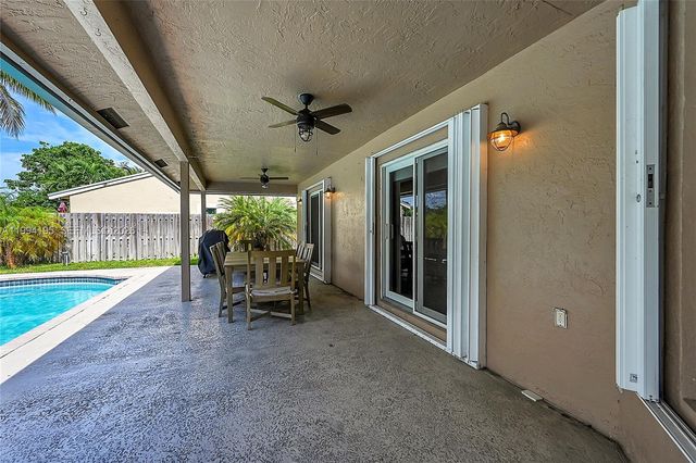 9841 SW 1st St 9841, Plantation, FL 33324