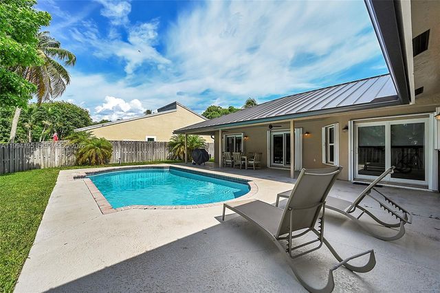 9841 SW 1st St 9841, Plantation, FL 33324