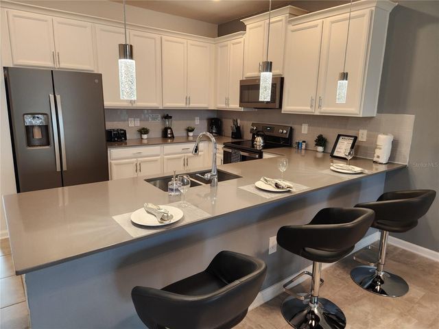 8885 CABOT CLIFFS DRIVE 104, Davenport, FL 33896