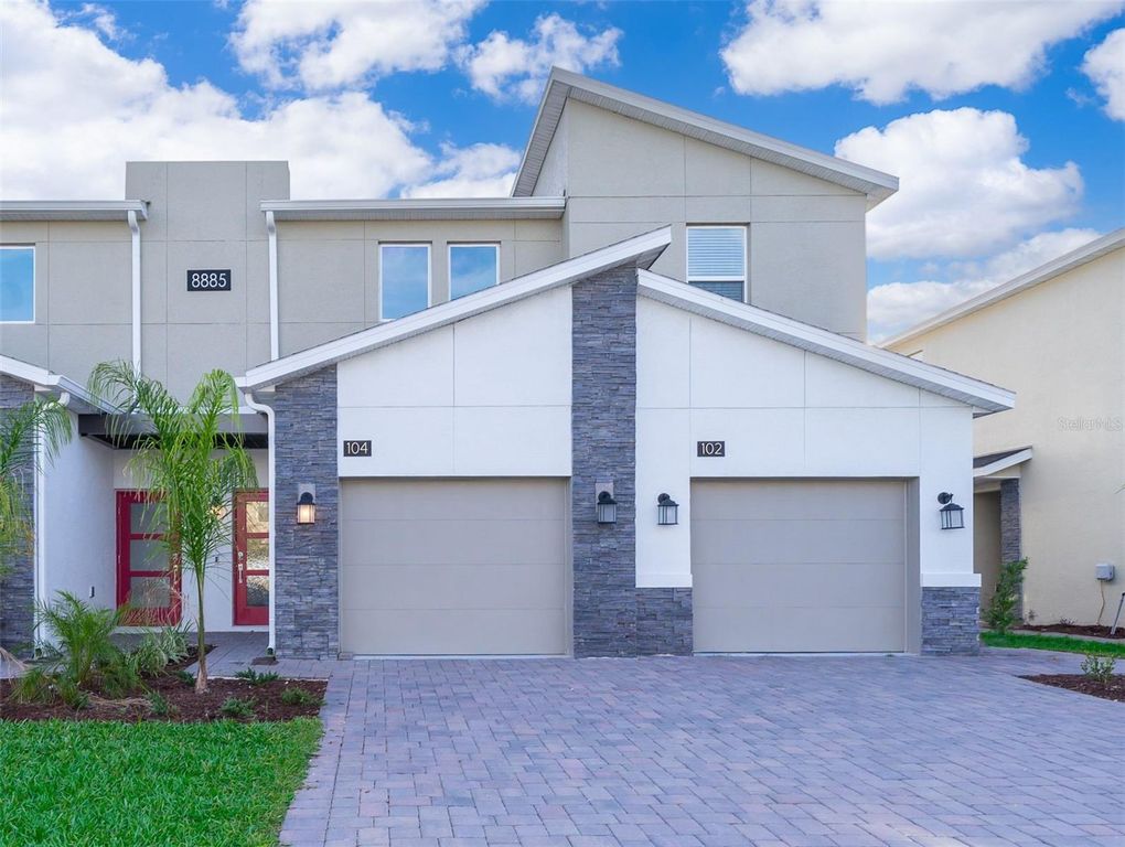 8885 CABOT CLIFFS DRIVE 104, Davenport, FL 33896
