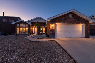 9309 Holm Bursum Drive NW, Albuquerque, NM 87114