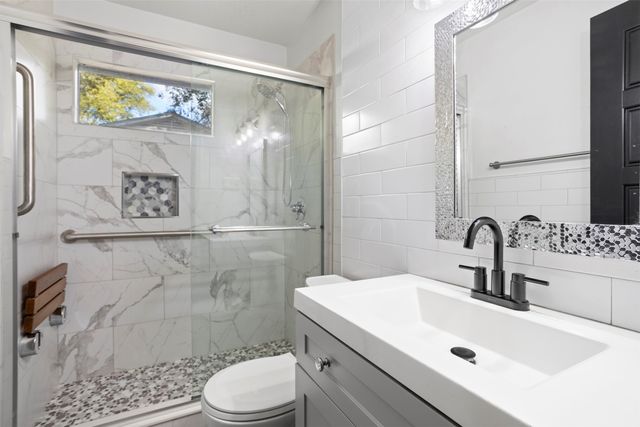 611 E Watkins Street, Tyler, TX 75701