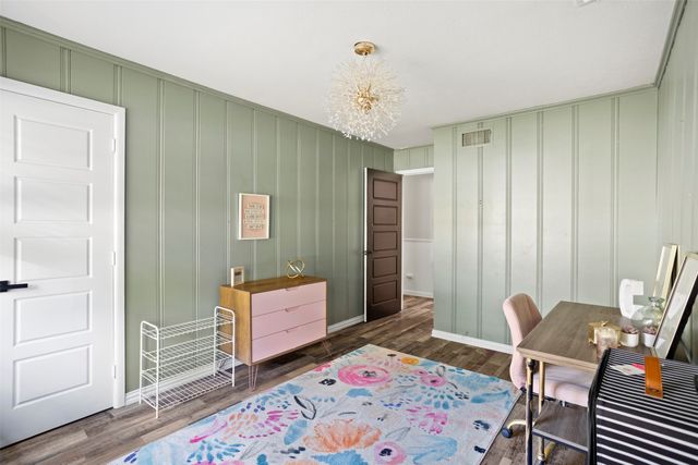 611 E Watkins Street, Tyler, TX 75701