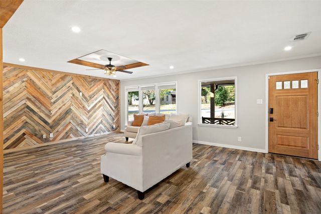 611 E Watkins Street, Tyler, TX 75701