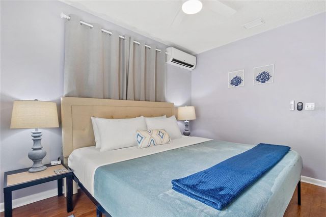 5596 100TH WAY N, St Petersburg, FL 33708