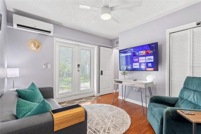 5596 100TH WAY N, St Petersburg, FL 33708