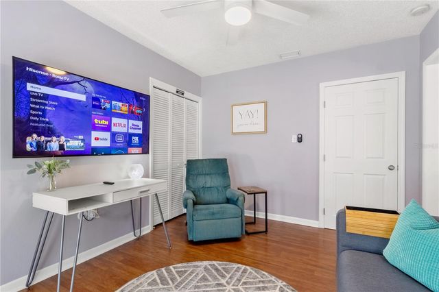 5596 100TH WAY N, St Petersburg, FL 33708